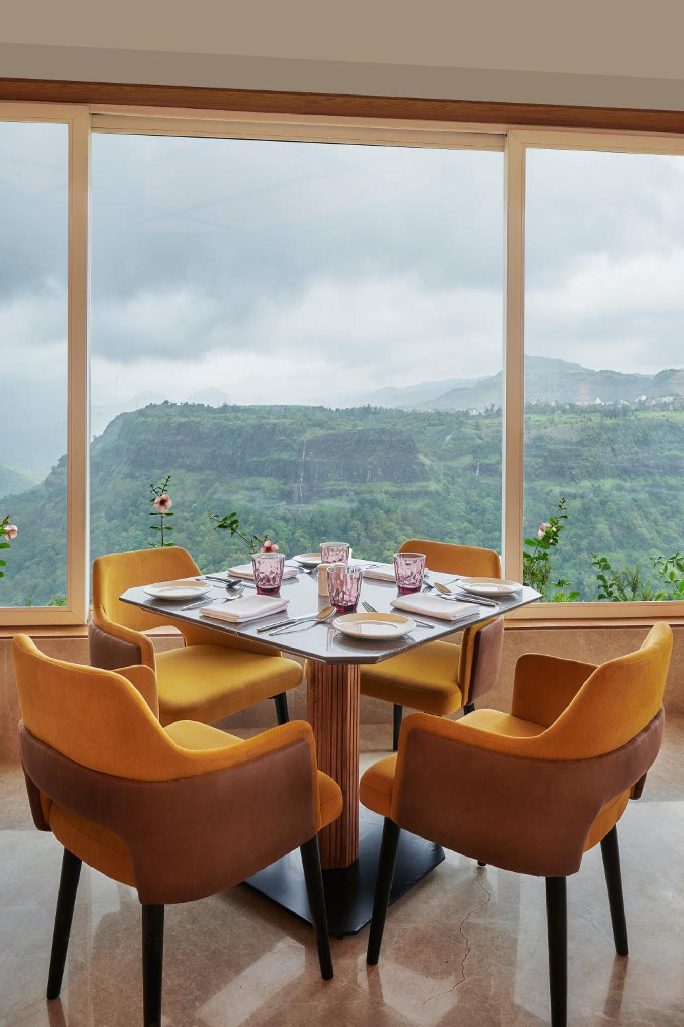 The Dukes Retreat Khandala Lonavala Exteriér fotografie